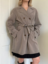 Load image into Gallery viewer, Pleated Plaid Trench