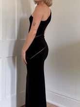 Load image into Gallery viewer, Black One Shoulder Dress
