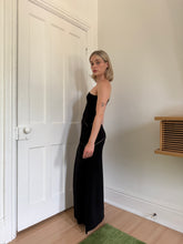 Load image into Gallery viewer, Black One Shoulder Dress