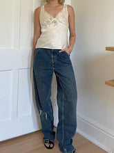 Load image into Gallery viewer, Distressed Cargo Jeans