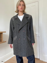 Load image into Gallery viewer, Grey Printed Wool Coat