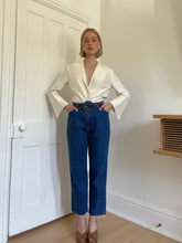 Load image into Gallery viewer, Indigo Cropped Jeans