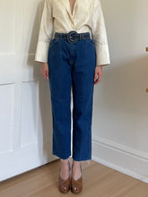 Load image into Gallery viewer, Pearlescent Silk Structured Button Up