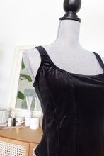 Load image into Gallery viewer, Black Velvet Bustier Top
