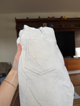 Load image into Gallery viewer, Cream Cropped Flare Cords
