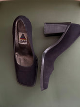 Load image into Gallery viewer, Chunky Square Toe Black Heels
