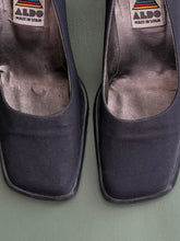 Load image into Gallery viewer, Chunky Square Toe Black Heels
