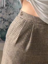 Load image into Gallery viewer, Houndstooth Wool Mini Skirt
