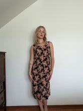 Load image into Gallery viewer, Floral Printed Midi Dress
