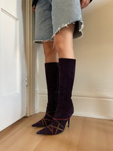 Load image into Gallery viewer, Purple Pointed Toe Boots
