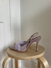 Load image into Gallery viewer, Lilac Pointed Toe Heels
