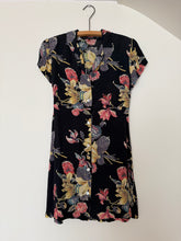Load image into Gallery viewer, Floral Tie Dress

