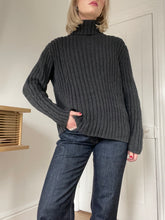 Load image into Gallery viewer, Grey Ribbed Turtle Neck Knit
