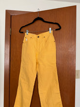 Load image into Gallery viewer, Yellow Cropped Pants
