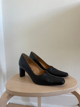 Load image into Gallery viewer, Black Leather Square Toe Heels
