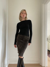 Load image into Gallery viewer, Danier Suede Pencil Skirt
