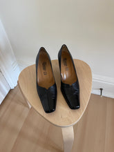 Load image into Gallery viewer, Black Leather Square Toe Heels
