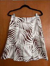 Load image into Gallery viewer, Leaf Print Skirt
