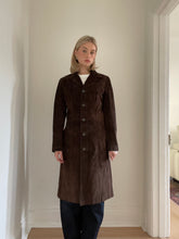 Load image into Gallery viewer, Danier Chocolate Brown Trench
