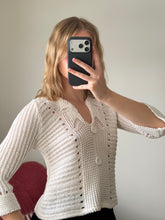 Load image into Gallery viewer, White Knit 3/4 Sleeve
