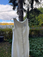 Load image into Gallery viewer, White Shift Dress
