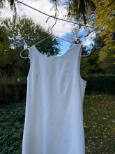 Load image into Gallery viewer, White Shift Dress
