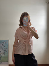 Load image into Gallery viewer, Silk Twist Front Blouse
