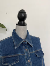 Load image into Gallery viewer, Denim Button Up Vest
