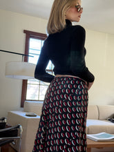 Load image into Gallery viewer, Black Ribbed Long Sleeve Turtleneck
