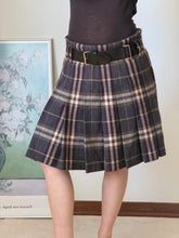 Load image into Gallery viewer, Burberry Wool Skirt
