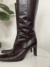 Load image into Gallery viewer, Vintage Knee High Chocolate Brown Boots
