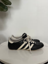 Load image into Gallery viewer, Vintage Leather Adidas Soccer Shoes
