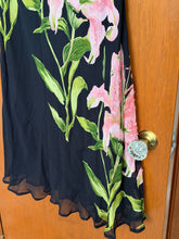 Load image into Gallery viewer, Black Embellished Lily Printed Dress
