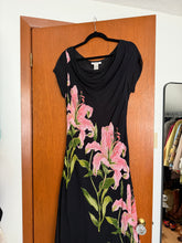 Load image into Gallery viewer, Black Embellished Lily Printed Dress
