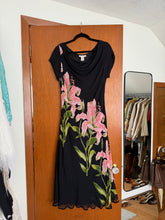 Load image into Gallery viewer, Black Embellished Lily Printed Dress
