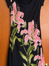 Load image into Gallery viewer, Black Embellished Lily Printed Dress
