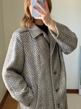 Load image into Gallery viewer, Grey Herringbone Wool Coat
