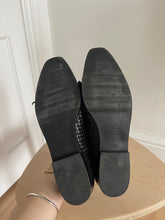 Load image into Gallery viewer, Black Tassel Loafers
