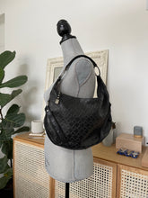 Load image into Gallery viewer, Black Textured Hobo Bag
