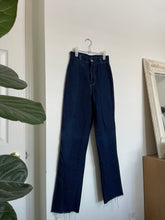 Load image into Gallery viewer, Visa High Rise Jeans
