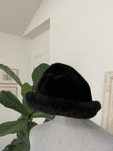 Load image into Gallery viewer, Black Faux Fur Hat
