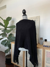 Load image into Gallery viewer, Black Poncho With Fringe
