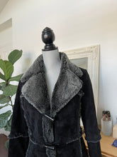 Load image into Gallery viewer, Black Penny Lane Suede Coat
