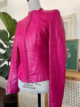 Load image into Gallery viewer, Vintage Danier Leather Jacket
