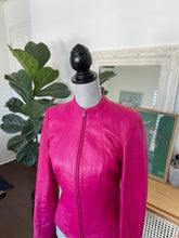 Load image into Gallery viewer, Vintage Danier Leather Jacket
