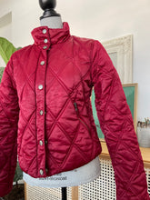 Load image into Gallery viewer, Guess Jeans Burnt Red Quilted Jacket
