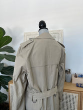 Load image into Gallery viewer, London Fog Tan Trench
